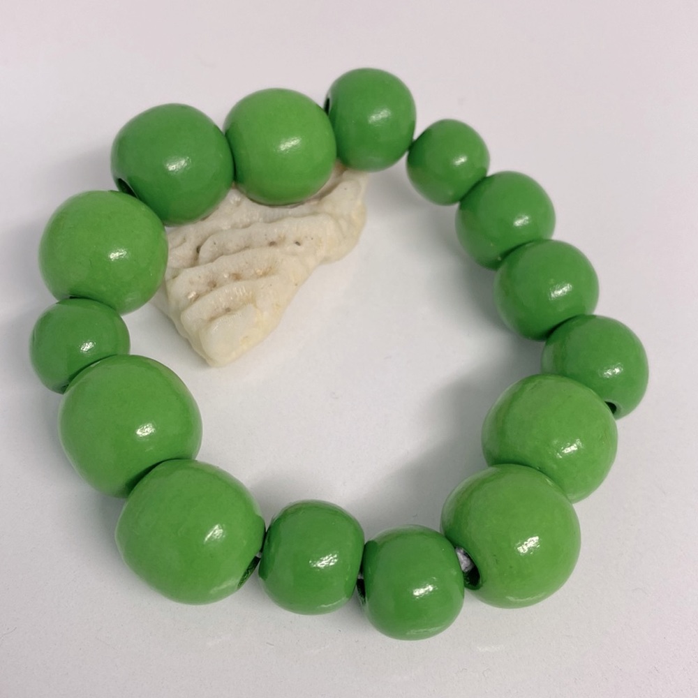 Elastic bracelet